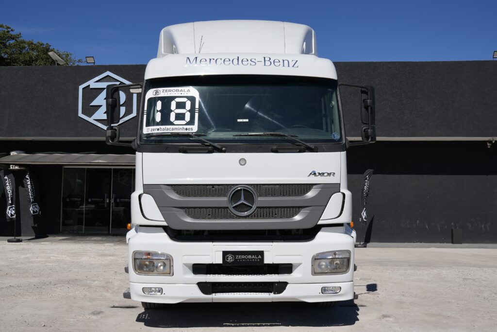 MERCEDES-BENZ AXOR 1933 4X2